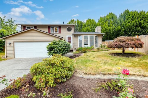 7103 Church Creek Cir Nw, Stanwood, WA, 98292-7460 | Card Image