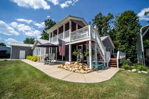 1662 Canal Ln, Dandridge, TN, 37725-5224 | Card Image