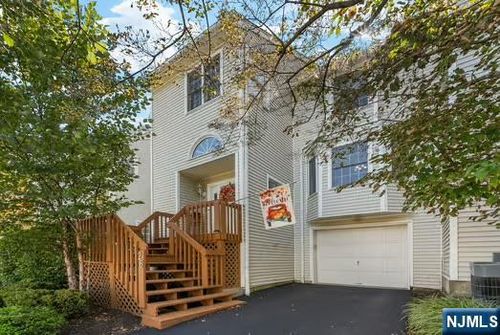 26 Ryan Ln, Lincoln Park, NJ, 07035-2127 | Card Image