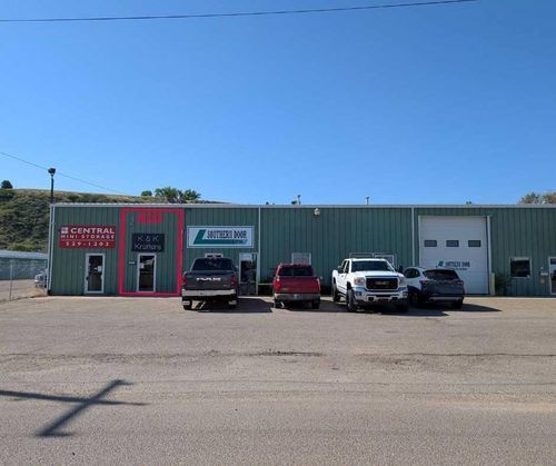 a10-1177 Factory Street Se, Medicine Hat, AB, T1A8N8 | Card Image