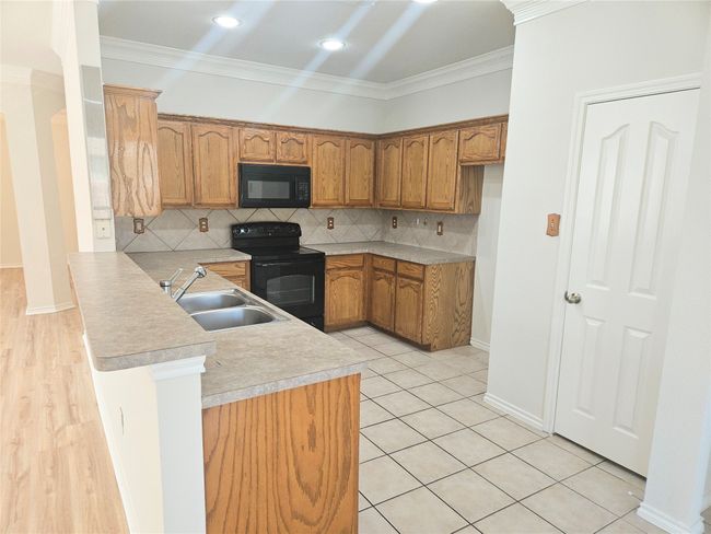 2613 Evening Shade Dr, House other with 3 bedrooms, 2 bathrooms and null parking in Fort Worth TX | Image 8