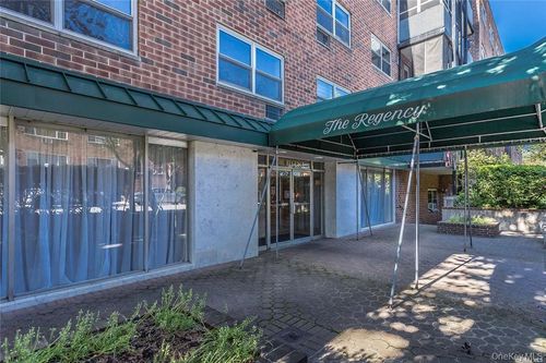 14d-100 Lincoln Ave, Mineola, NY, 11501-2876 | Card Image