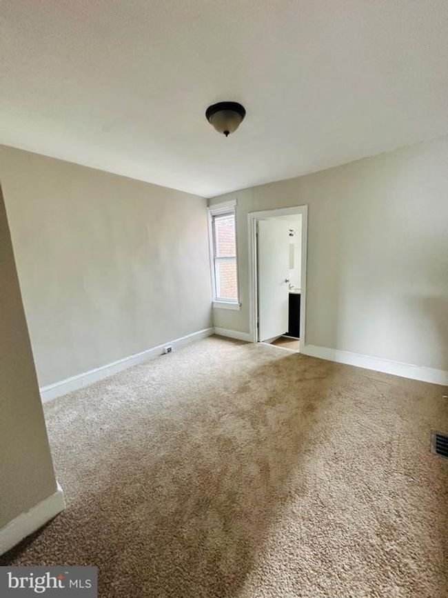 1006 N Calhoun St, Townhouse with 2 bedrooms, 1 bathrooms and null parking in BALTIMORE MD | Image 17