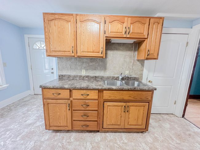 Kitchen | Image 7