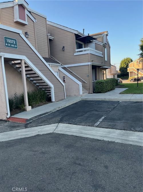 10372 W Briar Oaks Dr, Stanton, CA, 90680-4234 | Card Image