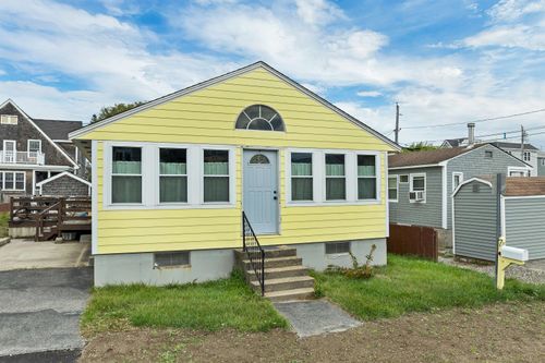 7 Greene St, Hampton, NH, 03842-4265 | Card Image