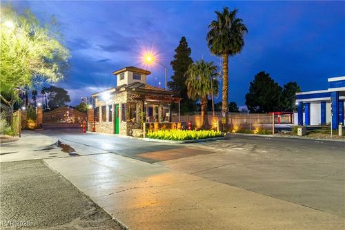 unit-2813-2879 Geary Pl, Las Vegas, NV, 89109-0218 | Card Image