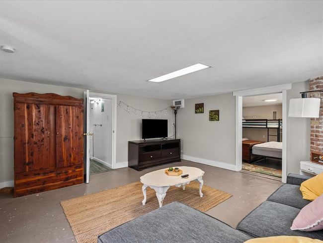 1014 20 Th St, House other with 3 bedrooms, 3 bathrooms and 2 parking in Galveston TX | Image 25