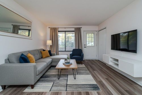 7656 13th St N, Saint Paul, MN, 55128-6017 | Card Image