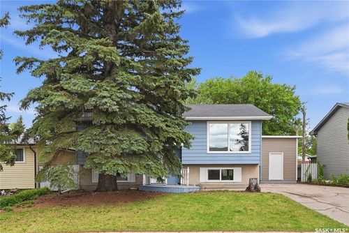 424 Dalhousie Cres, Saskatoon, SK, S7H3S4 | Card Image