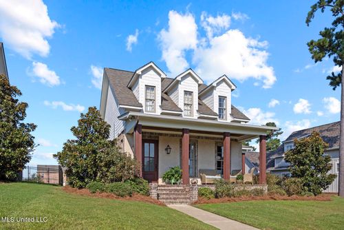 707 Arbor Run, Brandon, MS, 39047-8902 | Card Image