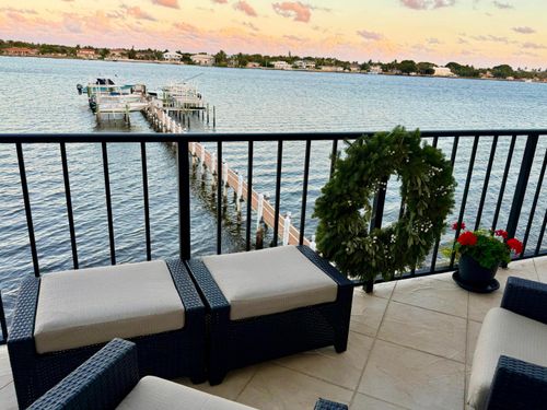 301-1206 S Lake Dr, Lantana, FL, 33462-6503 | Card Image