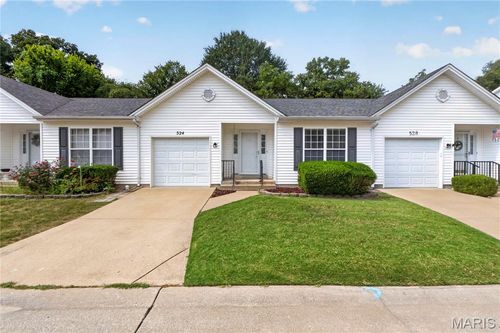 524 Pacific Estates Dr, Pacific, MO, 63069-6218 | Card Image