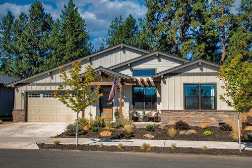 1151 Jantzen Ct, Sisters, OR, 97759-2717 | Card Image