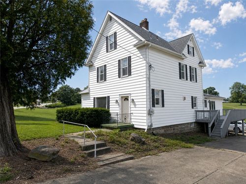 180 Freeport Rd, Butler, PA, 16002-3628 | Card Image