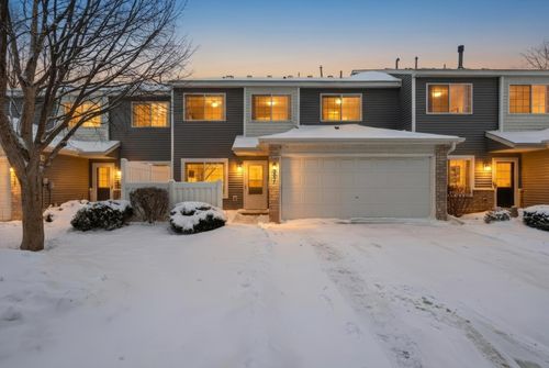 2037 Gresham Ave N, Oakdale, MN, 55128-4408 | Card Image