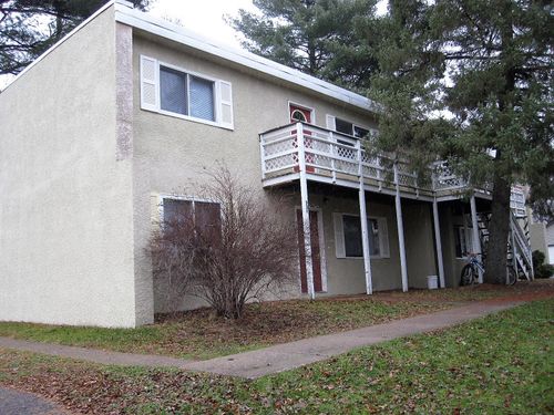 1-545 Birchcrest Dr, River Falls, WI, 54022-3525 | Card Image