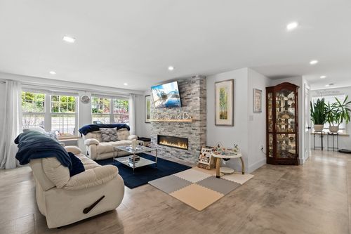 1-2253 Washington St, Canton, MA, 02021-1155 | Card Image