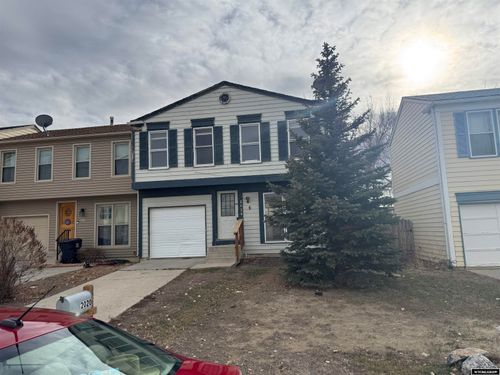 2020 Johnson Ave, Rock Springs, WY, 82901-4455 | Card Image
