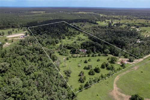 386 Holly Creek Ln, Apple Springs, TX, 75926-5116 | Card Image