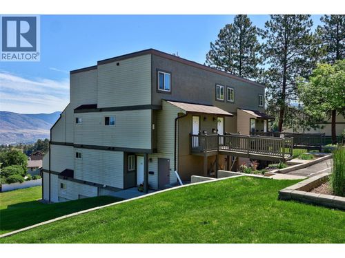 32-1750 Summit Dr, Kamloops, BC, V2E1Y1 | Card Image