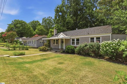 321 Ridgecrest Dr, Greenville, SC, 29609-4922 | Card Image