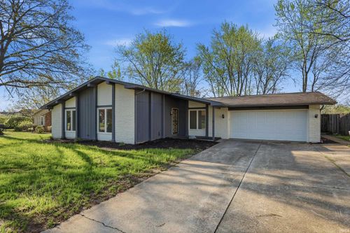 9529 Wolf River Place, Fort Wayne, IN, 46804-6585 | Card Image