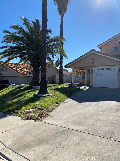 16502 Mango Way, Lake Elsinore, CA, 92530-1731 | Card Image