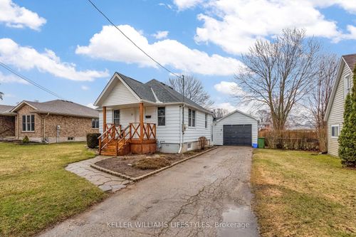 15 Caverly Rd, Aylmer, ON, N5H2P5 | Card Image