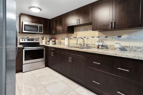 apt-2207-1850 W 56th St, Hialeah, FL, 33012-7383 | Card Image