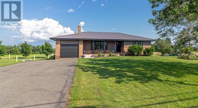 13647 St Peters Rd, House other with 5 bedrooms, 3 bathrooms and null parking in Dunstaffnage PE | Image 1