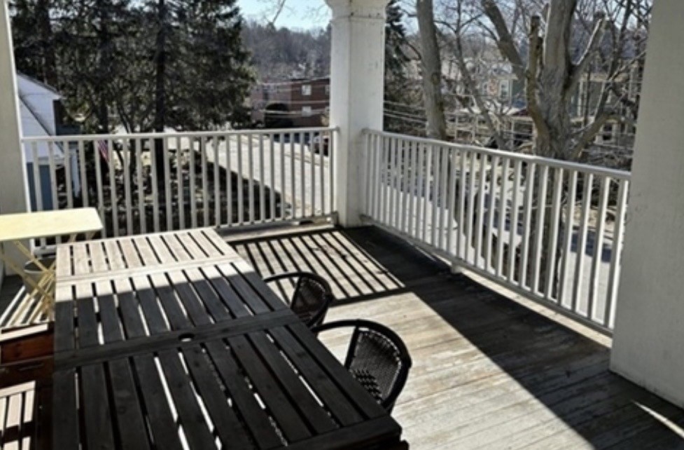 Residential Lease in Newton