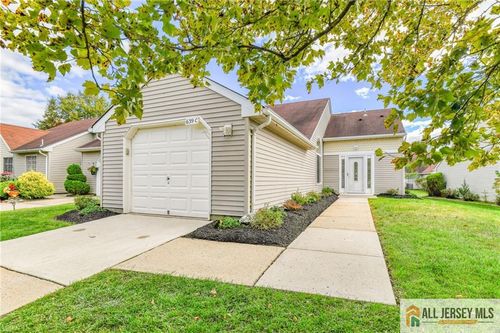 639c-639 Madison Dr, Monroe, NJ, 08831 | Card Image