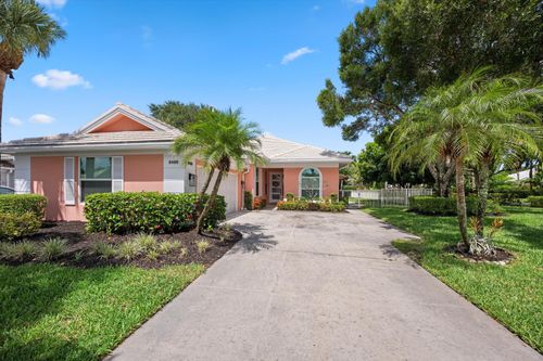 8488 Beaconhill Road, Palm Beach Gardens, FL, 33410 | Card Image