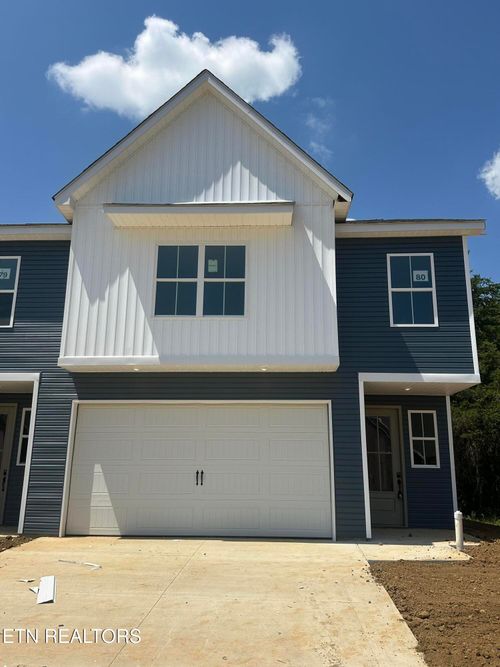 1815 Lateglow Way, Knoxville, TN, 37901 | Card Image