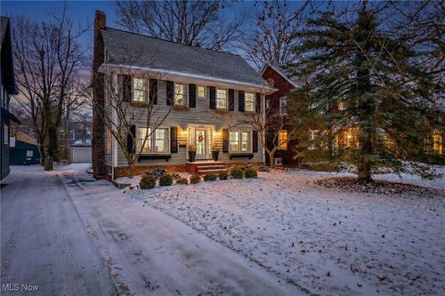 2873 Scarborough Rd, Cleveland Heights, OH, 44118-4053 | Card Image