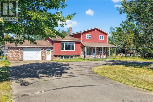 44 Paul St, Grand Barachois, NB, E4P7Y5 | Card Image