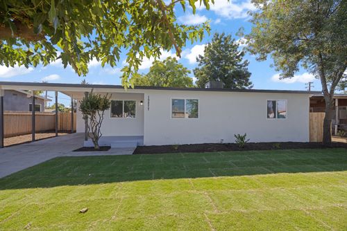 15277 Cedar Road, Porterville, CA, 93257 | Card Image