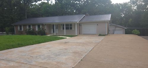 394 Oakgrove Road, Selmer, TN, 38375 | Card Image
