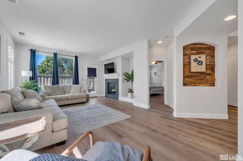10459 Summershade Ln, Reno, NV, 89521-5169 | Card Image