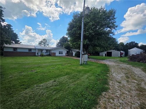 728 Cr 1675e, Sullivan, IL, 61951-6885 | Card Image