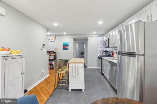 1711 S 6th St, PHILADELPHIA, PA, 19148-1701 | Card Image