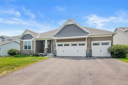 9189 Plymouth Road, Woodbury, MN, 55129 | Card Image