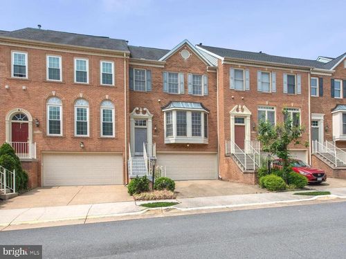 1782 Dawson St, VIENNA, VA, 22182-2572 | Card Image