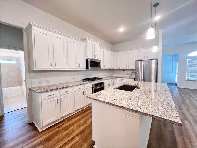 2502 Ridgecrest Ln, House other with 5 bedrooms, 3 bathrooms and null parking in Sherman TX | Image 8