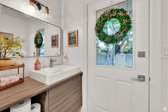 Bathroom with vanity | Image 22