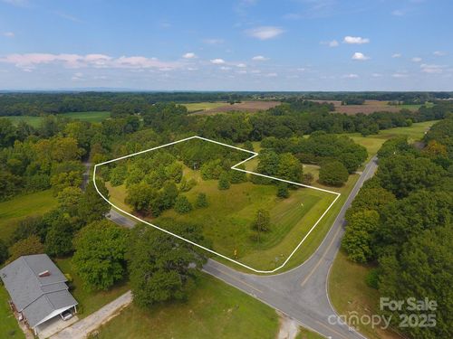 000 Putnam Lake Rd, Kings Mountain, NC, 28086 | Card Image