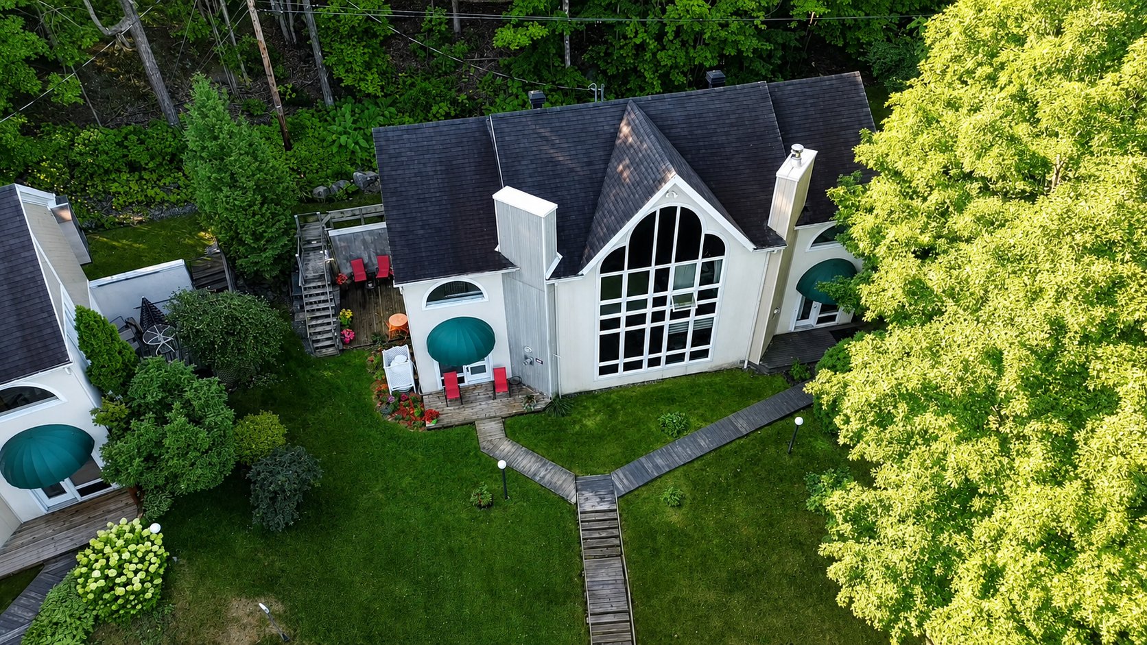 Residential in Sainte-Adèle 4