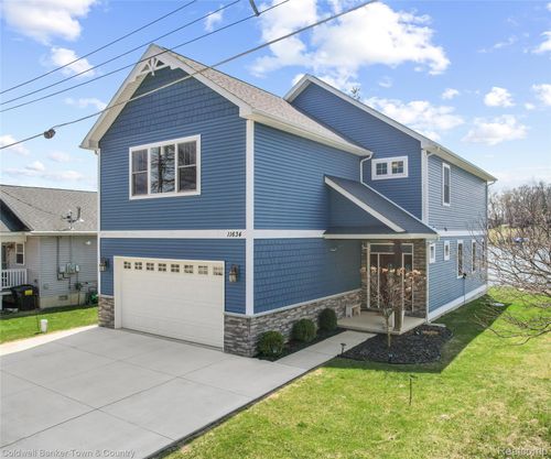 11634 Island Ct, Hartland, MI, 48353-3419 | Card Image