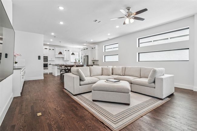 510 Winners Cir, House other with 3 bedrooms, 4 bathrooms and null parking in Rowlett TX | Image 6